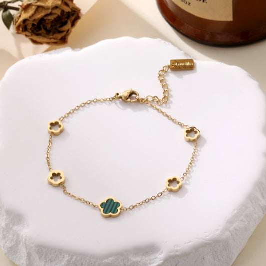 Clover green bracelet