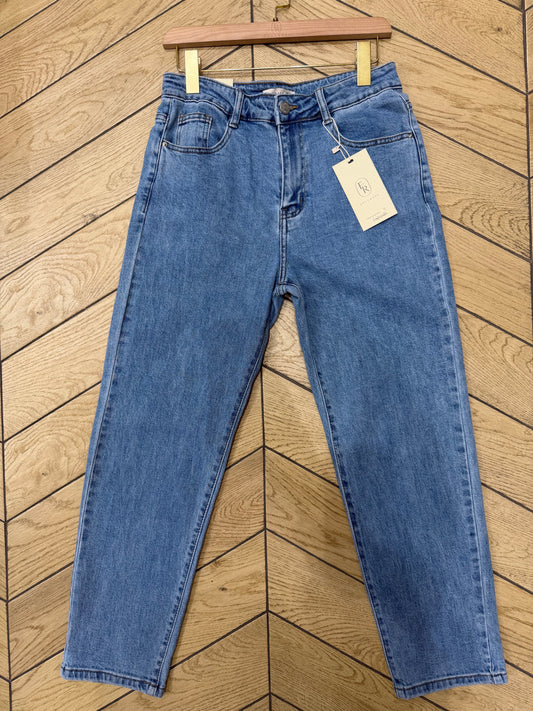 Curved Momjeans