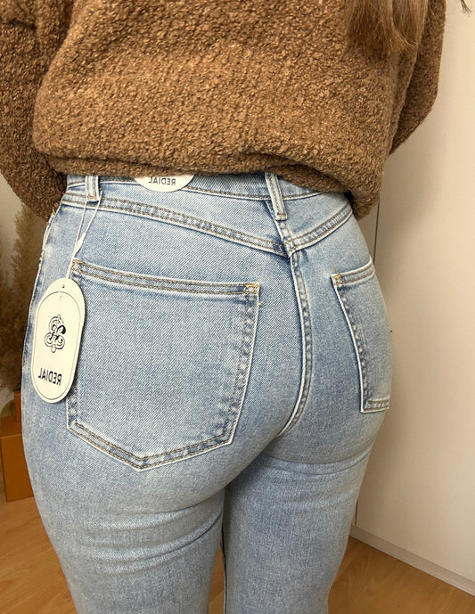 Ari Momjeans Denim